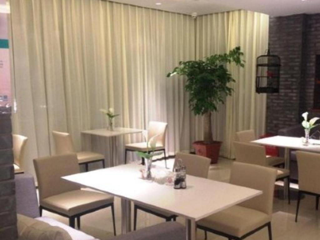 فندق جينجيانج إن جيوجيانج إنترناشونال إجزيبيشن سنتر Jiujiang  المظهر الخارجي الصورة